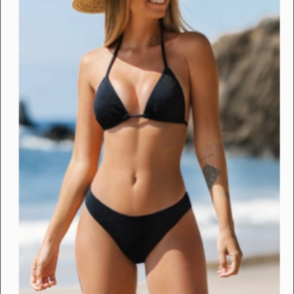 NWT Cupshe bikini in black size med